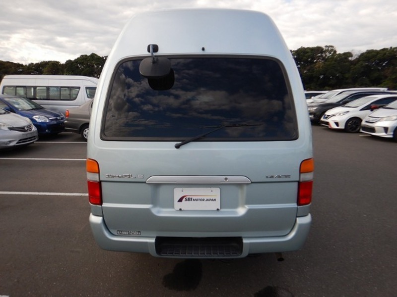 HIACE VAN
