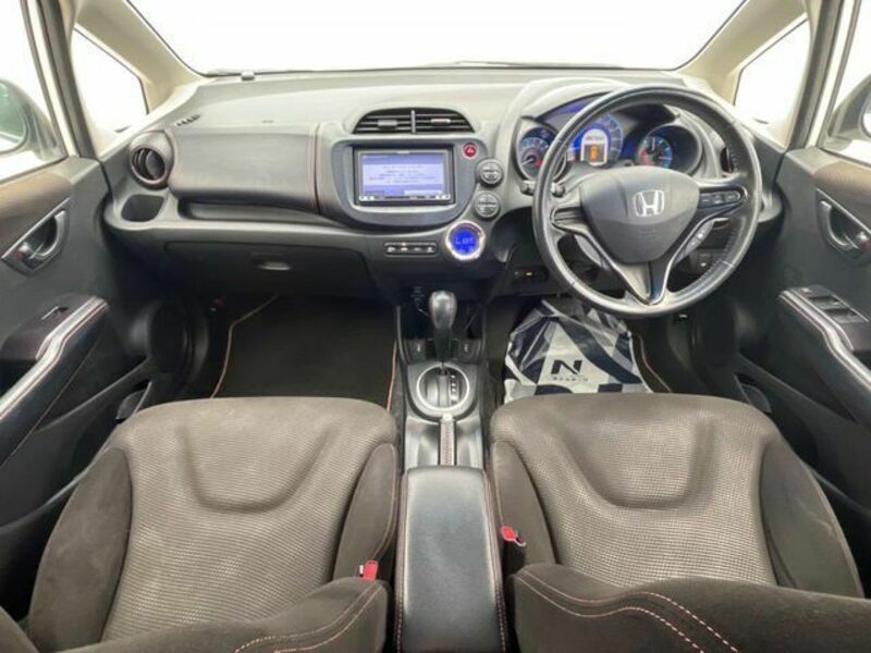 FIT HYBRID
