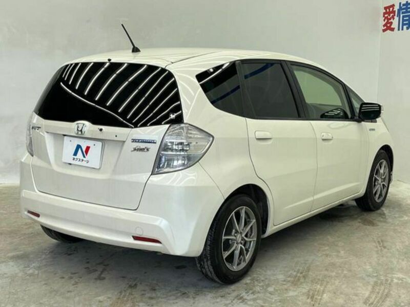 FIT HYBRID