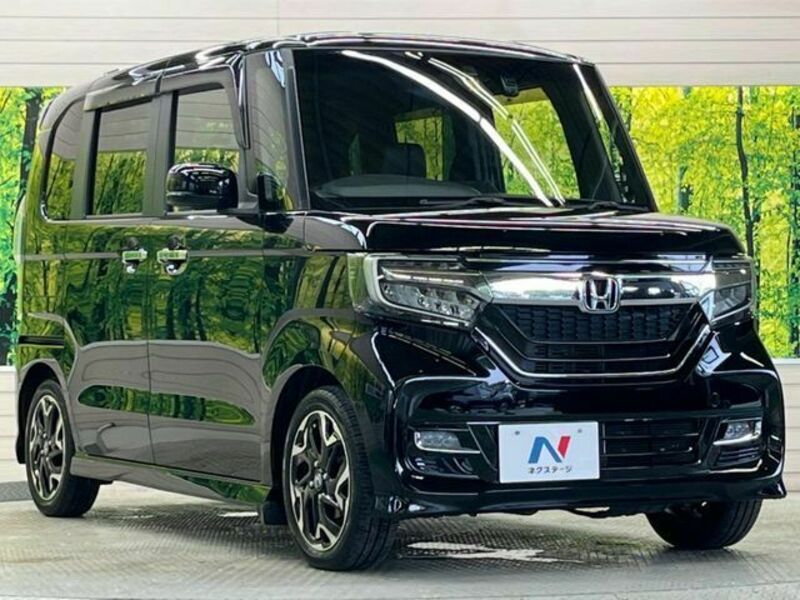 N BOX CUSTOM
