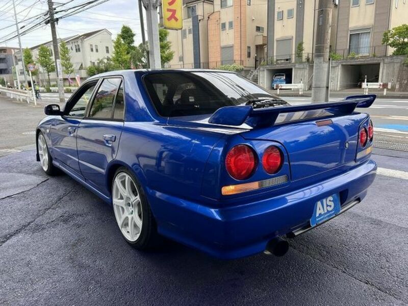 SKYLINE