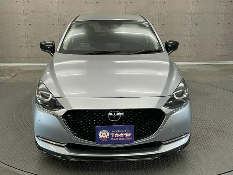 MAZDA2