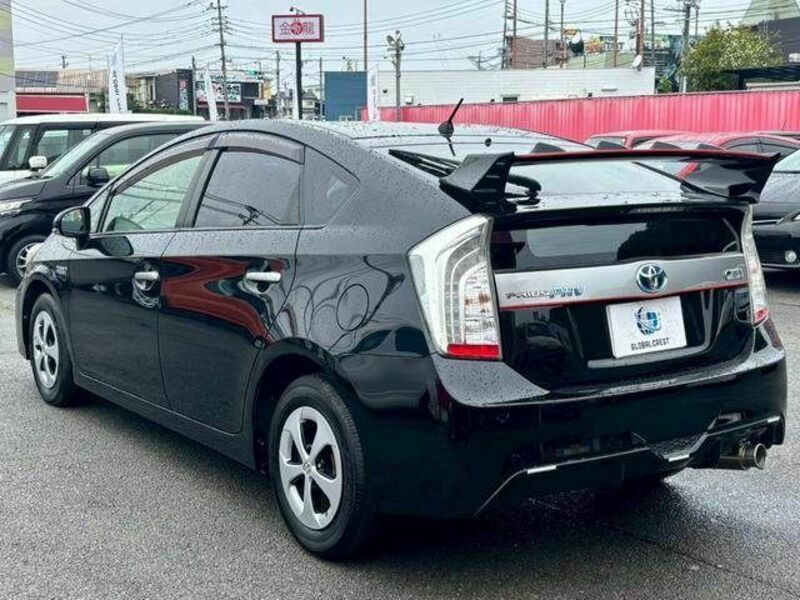 PRIUS PHV