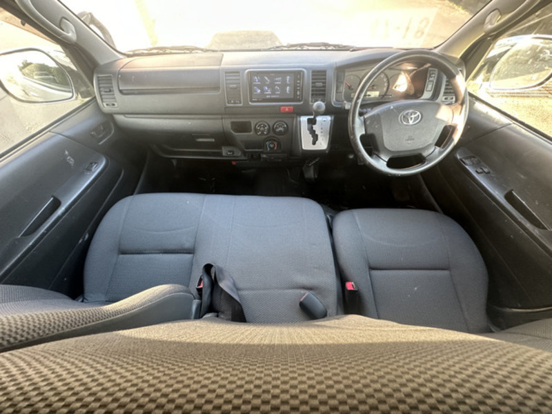 HIACE VAN-4