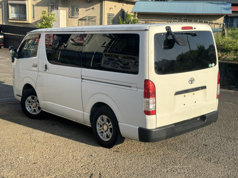 HIACE VAN-1