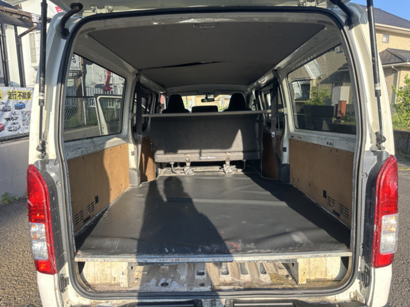 HIACE VAN-6
