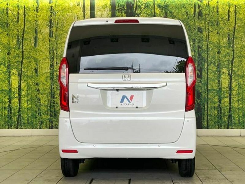 N BOX