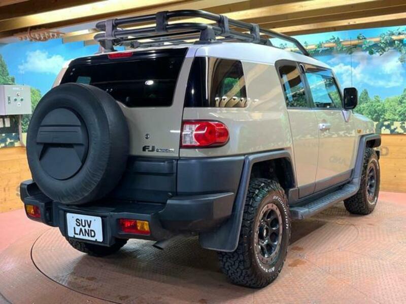 FJ CRUISER