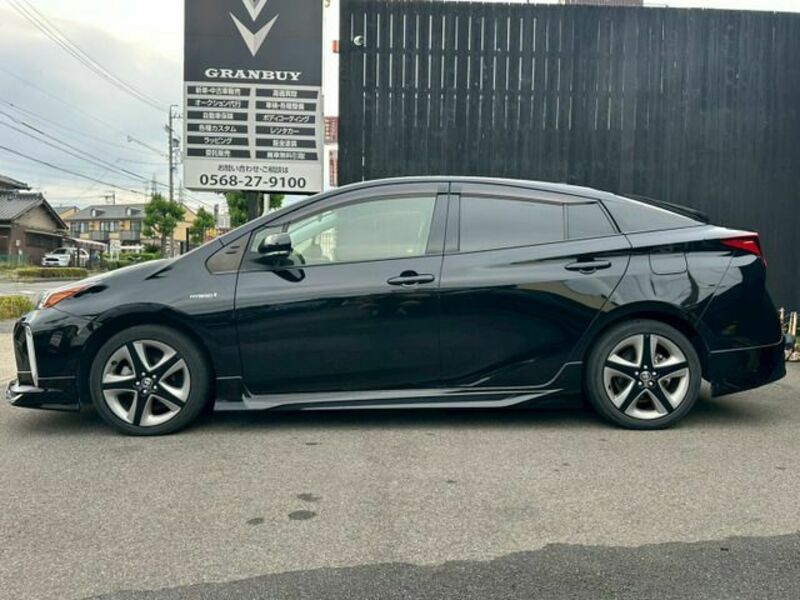PRIUS-12