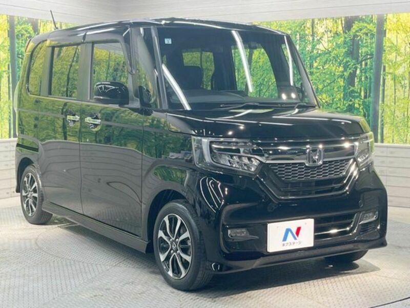 N BOX CUSTOM