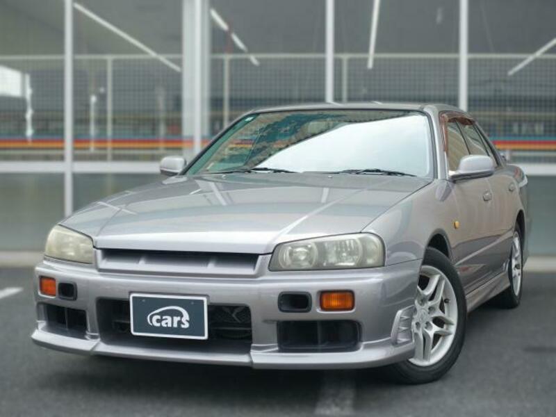 NISSAN SKYLINE