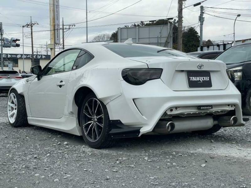 86