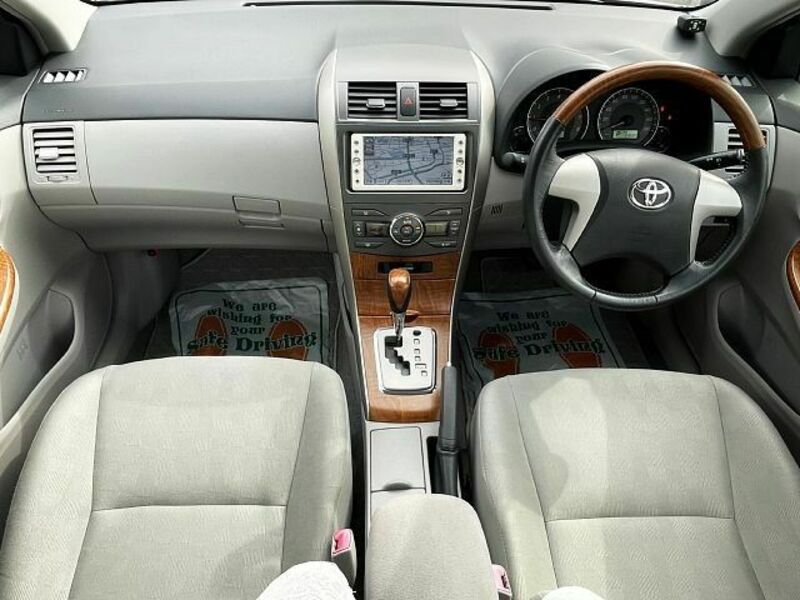 COROLLA AXIO