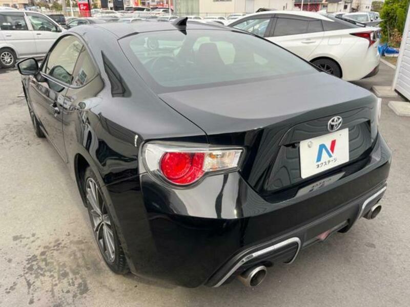 86
