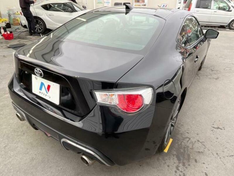 86