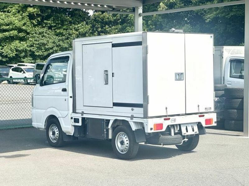 CARRY TRUCK