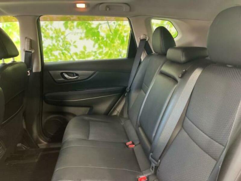 X-TRAIL