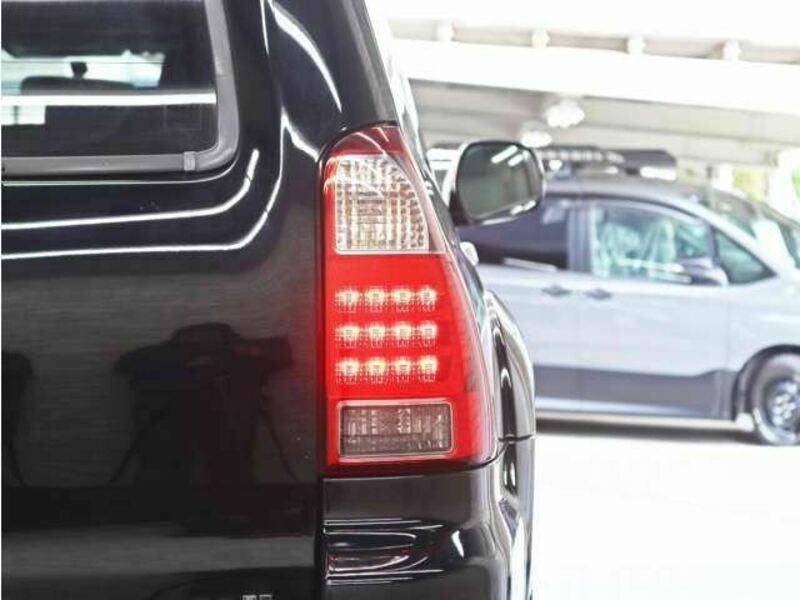HILUX SURF