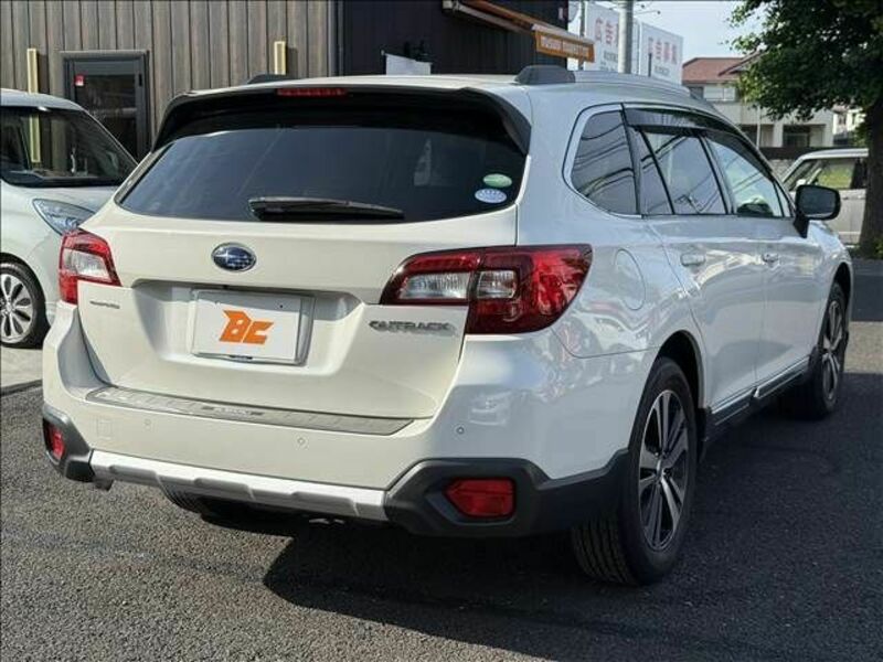 LEGACY OUTBACK