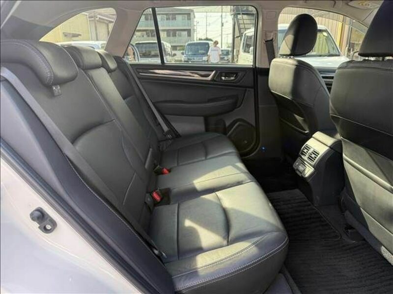 LEGACY OUTBACK