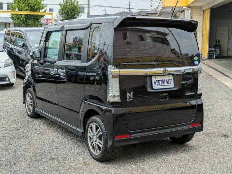 N BOX CUSTOM