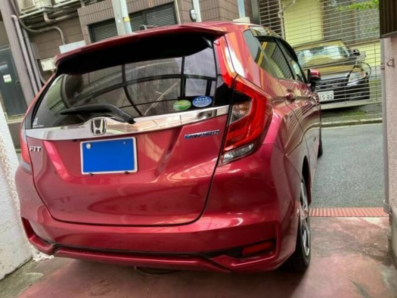 FIT HYBRID