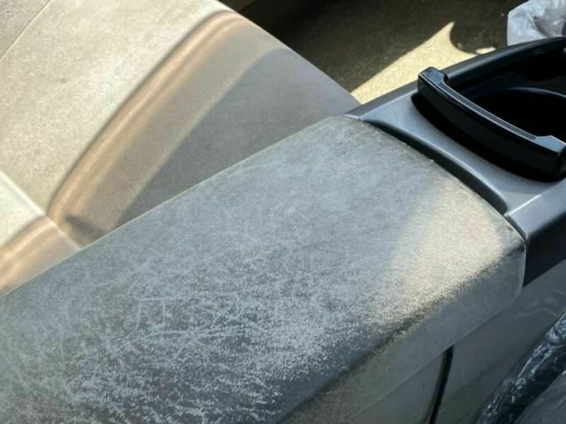 PRIUS-28