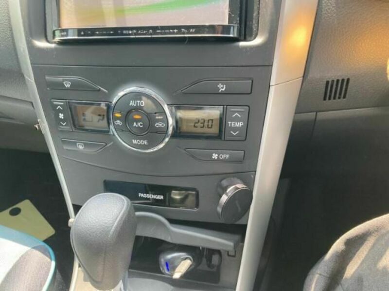COROLLA FIELDER