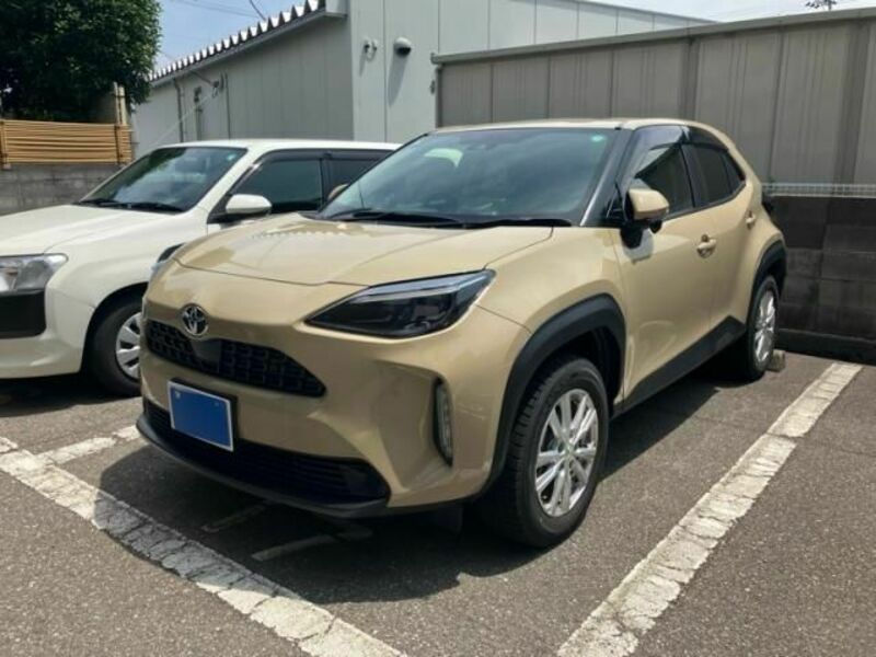 YARIS CROSS-0