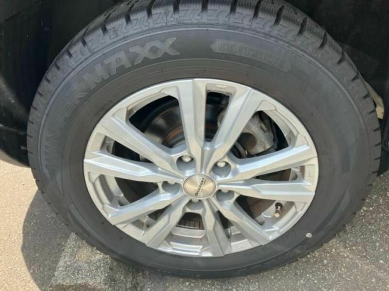 YARIS CROSS