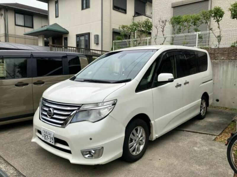 NISSAN SERENA