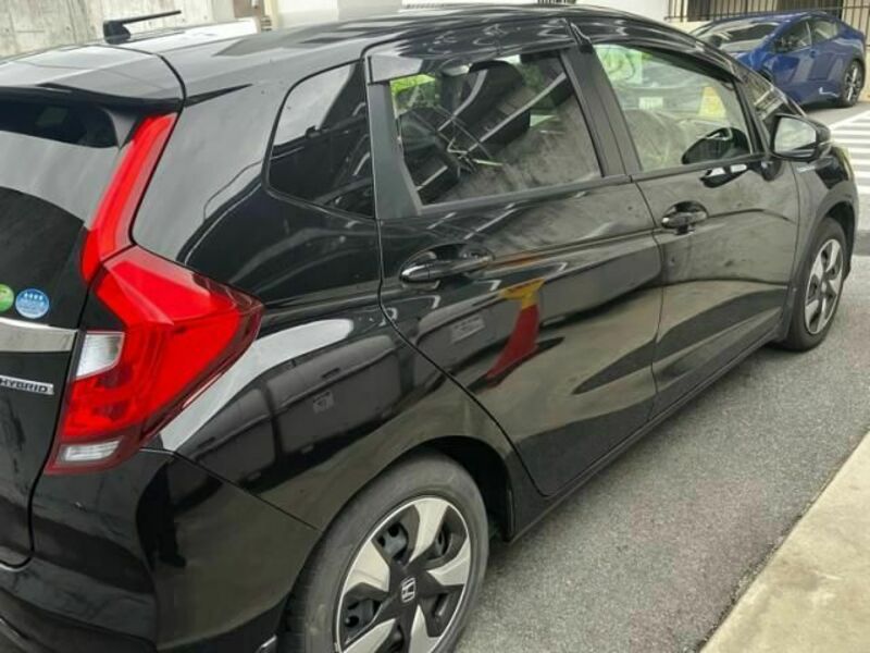 FIT HYBRID-2