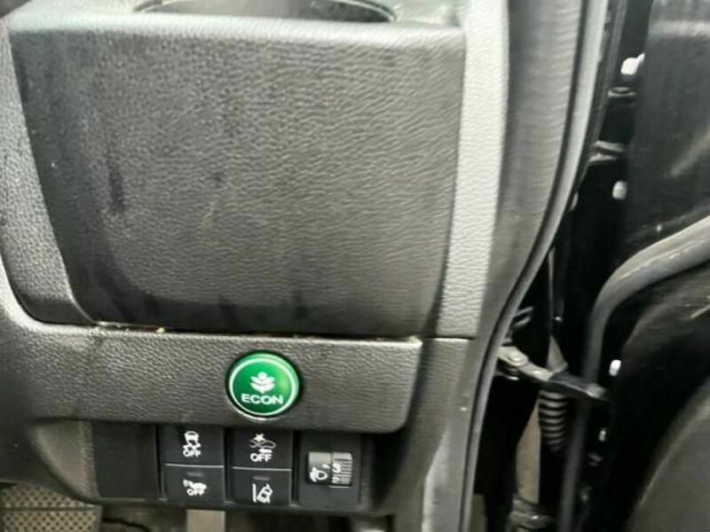 FIT HYBRID-12