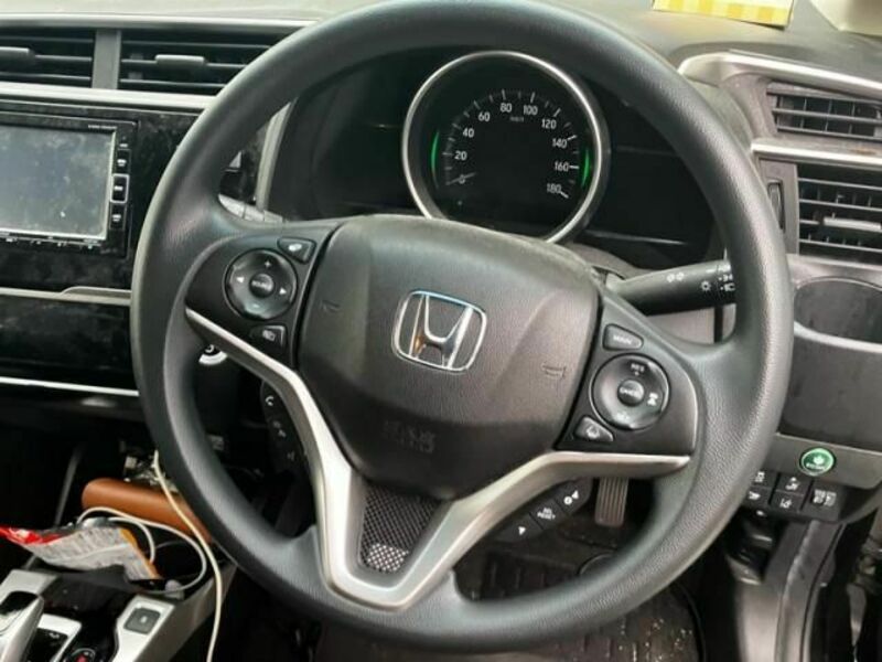 FIT HYBRID-13