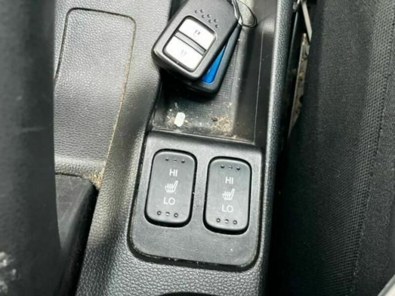 FIT HYBRID-21