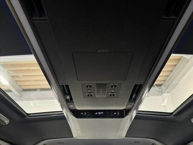 VELLFIRE-3