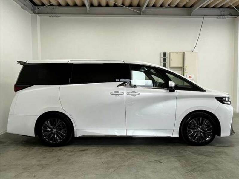 VELLFIRE-10