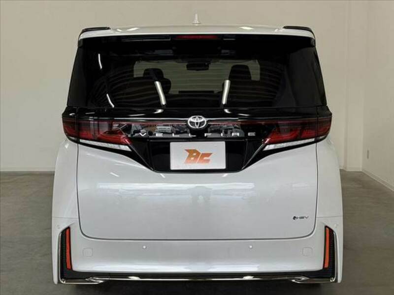 VELLFIRE-13
