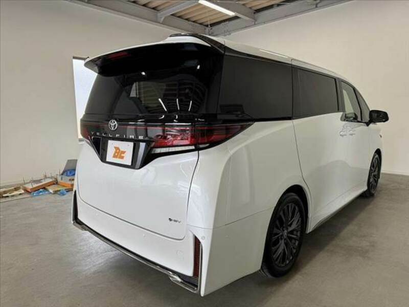 VELLFIRE-14
