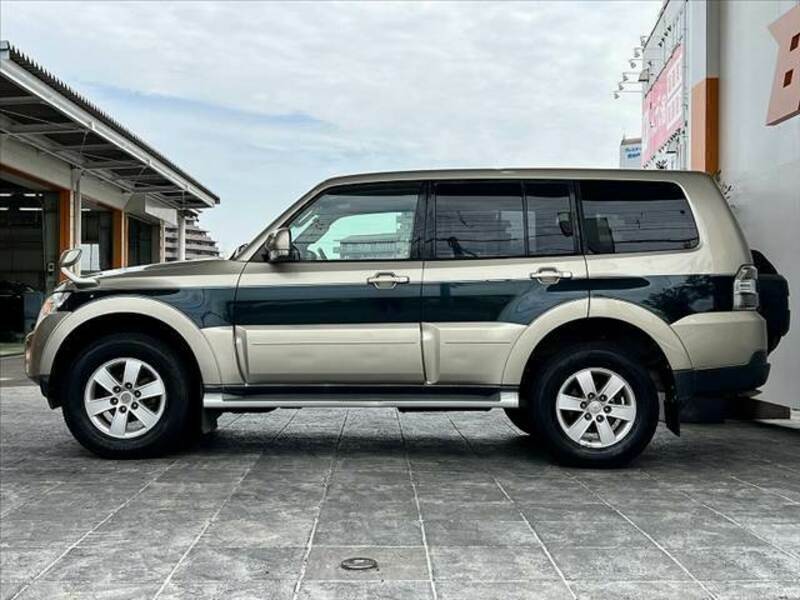 PAJERO