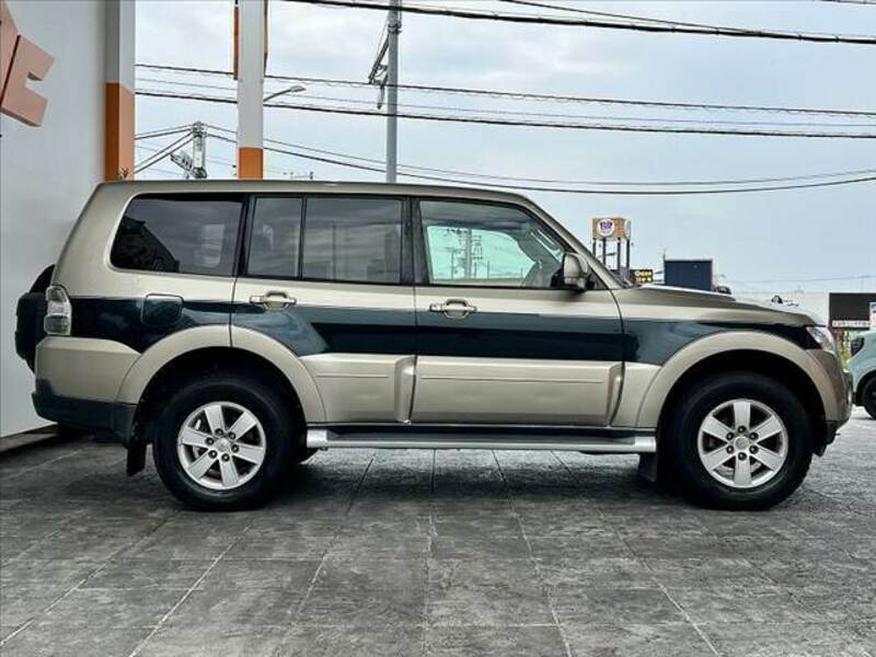 PAJERO