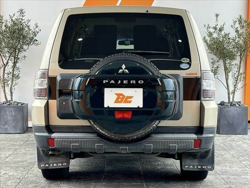 PAJERO