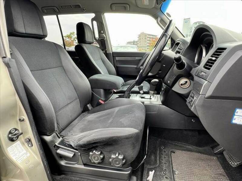 PAJERO