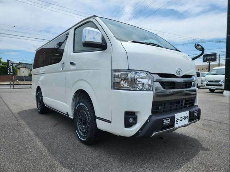 HIACE VAN