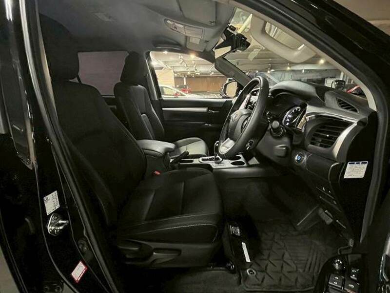 HILUX