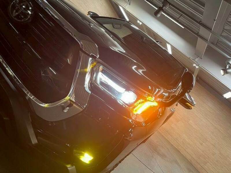 HILUX