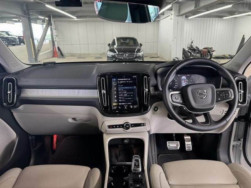XC40