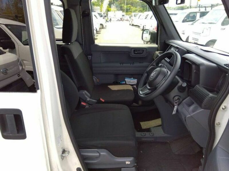 N-VAN