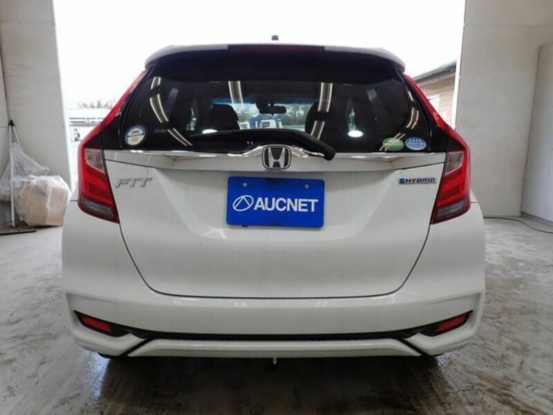 FIT HYBRID-4