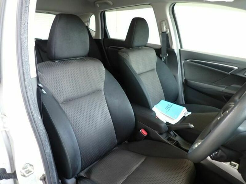 FIT HYBRID-12